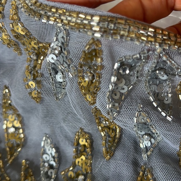 MAC DUGGAL BEADED LONG SLEEVE
EVENING GOWN size 10 brand New - Picture 15 of 15